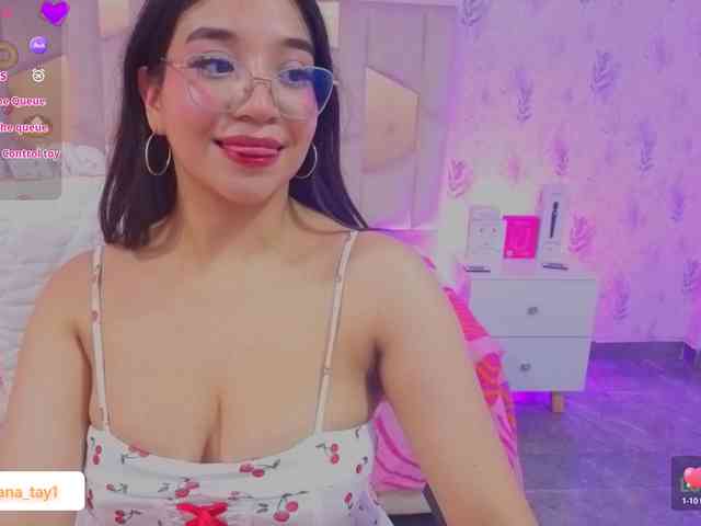 MARIANNA-TAY webcam