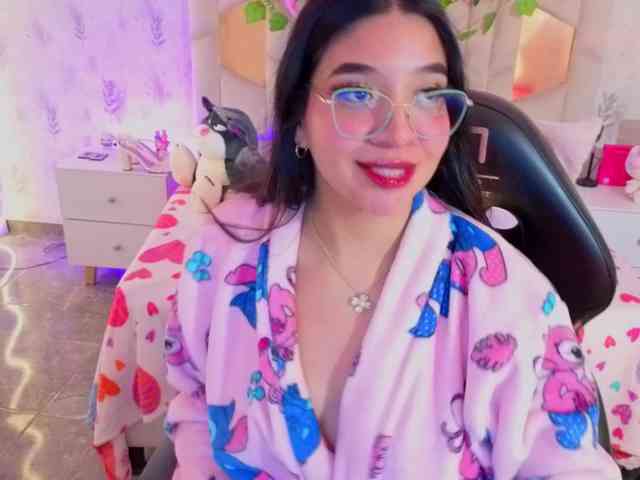 MARIANNA-TAY webcam