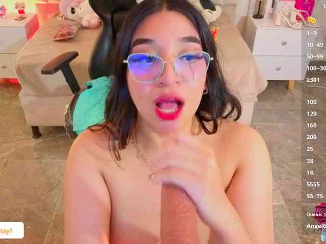 MARIANNA-TAY webcam