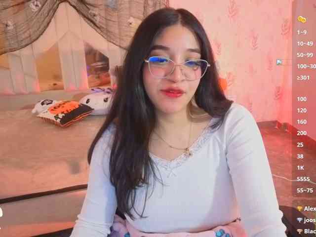 MARIANNA-TAY - Girl 