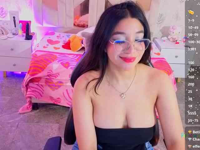 MARIANNA-TAY webcam
