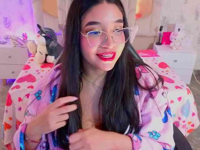 MARIANNA-TAY webcam