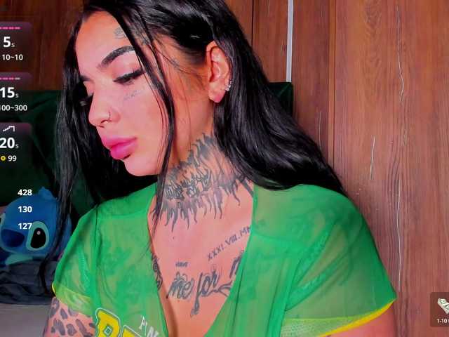 CreamyInk live cam on BongaCams