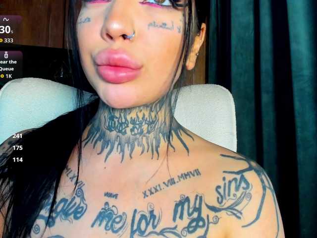 CreamyInk live webcam show
