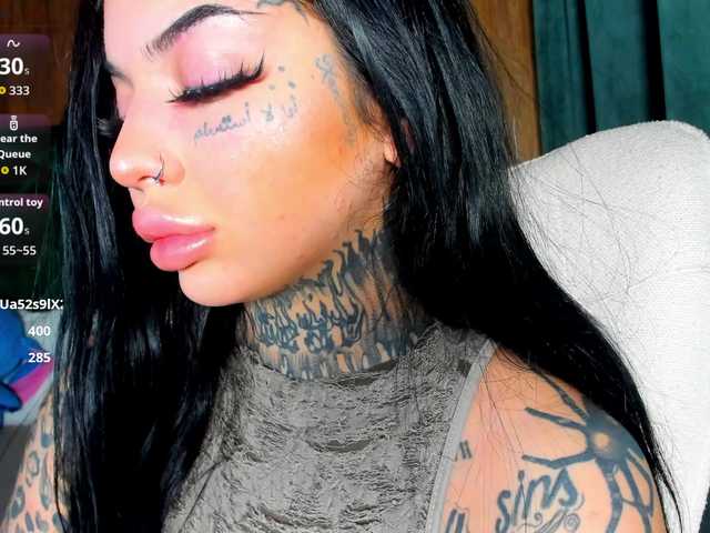 CreamyInk live webcam show