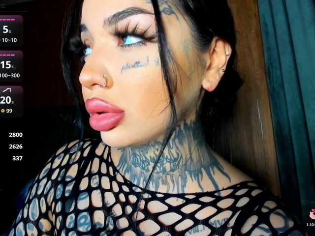 CreamyInk live cam on BongaCams