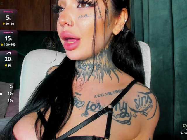 CreamyInk live cam on BongaCams