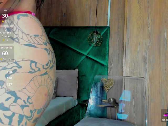 CreamyInk live cam on BongaCams