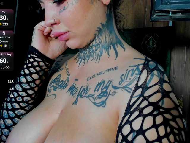 CreamyInk live cam on BongaCams