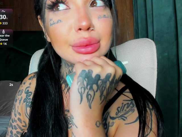 CreamyInk live cam on BongaCams