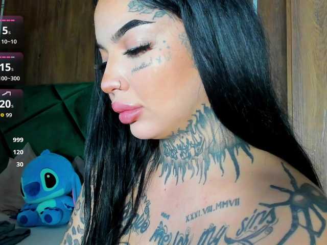 CreamyInk live cam on BongaCams