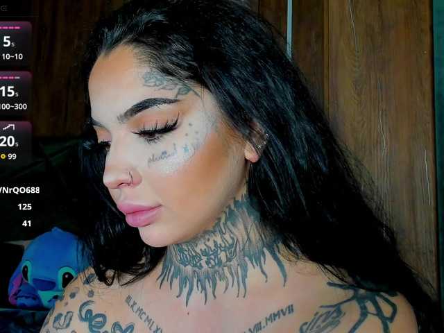 CreamyInk live cam on BongaCams