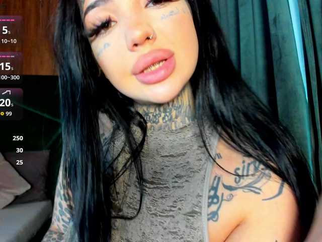 CreamyInk live cam on BongaCams