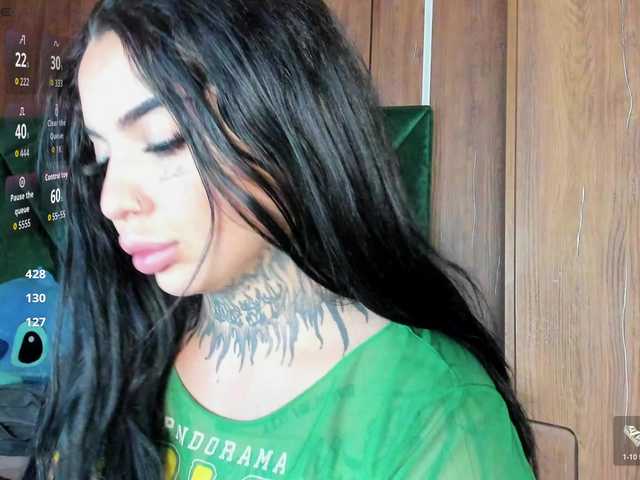 CreamyInk live cam on BongaCams