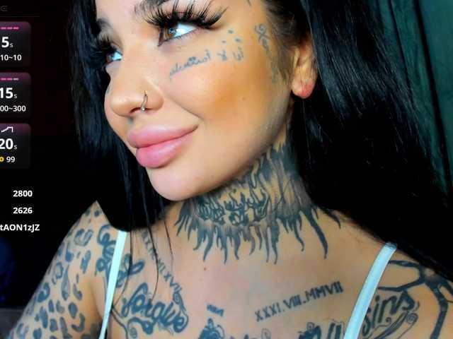 CreamyInk live cam on BongaCams
