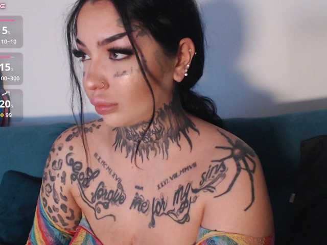 CreamyInk live cam on BongaCams