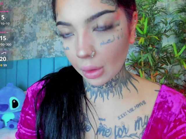 CreamyInk live cam on BongaCams