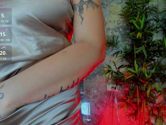 CreamyInk live cam on BongaCams