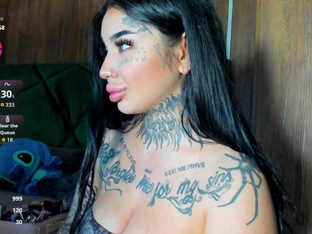 CreamyInk live cam on BongaCams