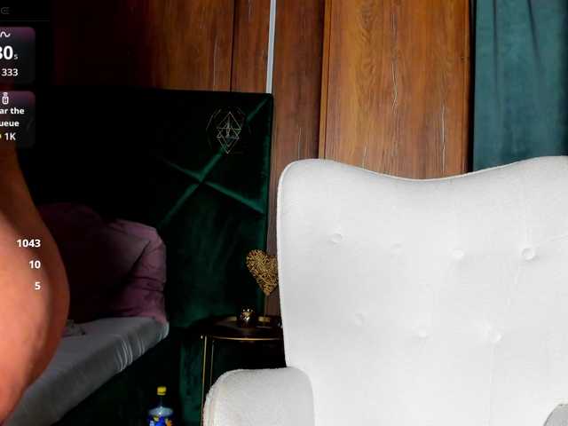 CreamyInk live webcam show