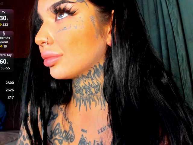 CreamyInk live cam on BongaCams