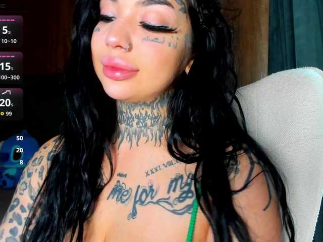 CreamyInk live webcam show
