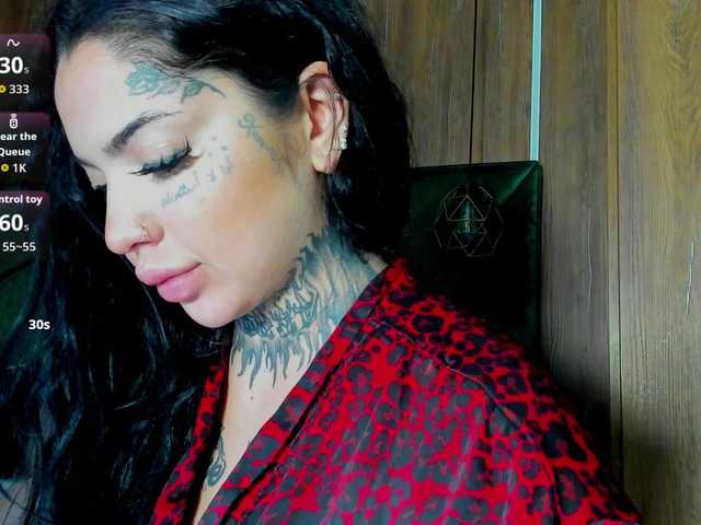 CreamyInk live cam on BongaCams