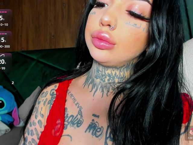 CreamyInk live webcam show