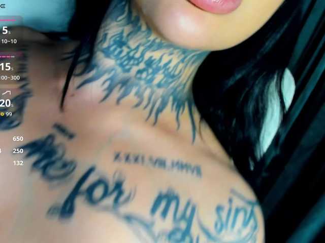 CreamyInk live cam on BongaCams