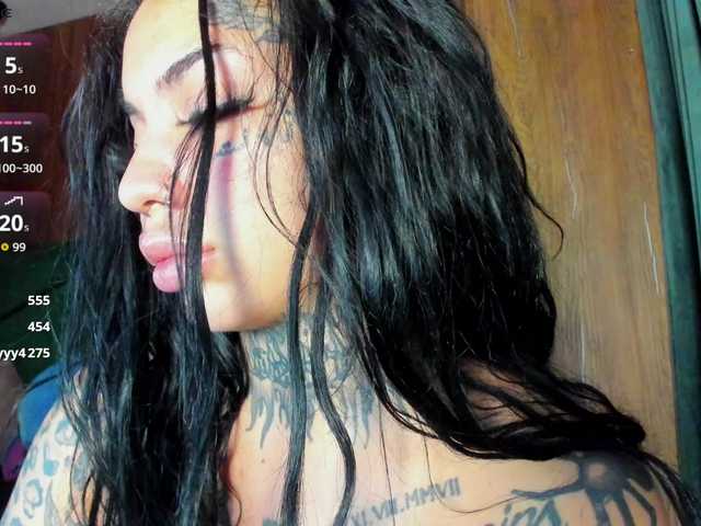 CreamyInk live cam on BongaCams