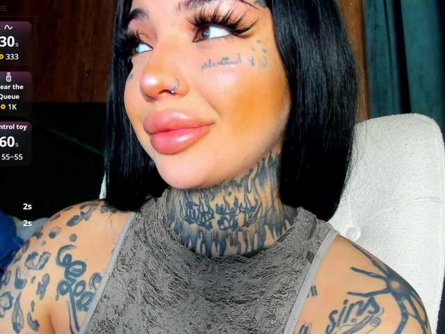 CreamyInk live webcam show