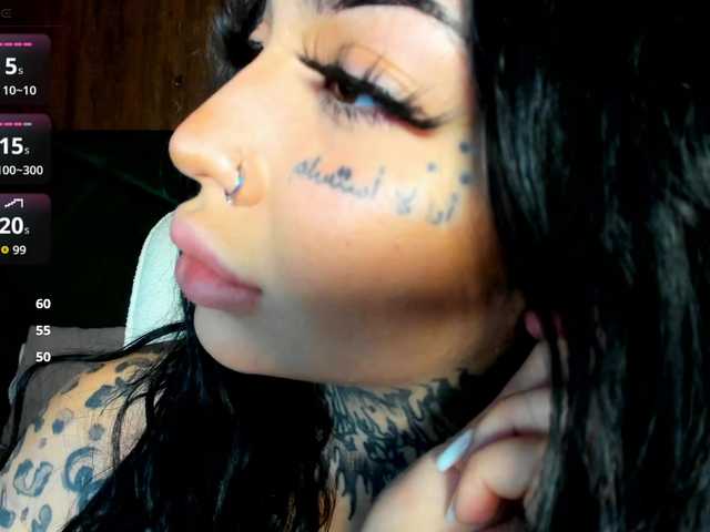 CreamyInk live webcam show