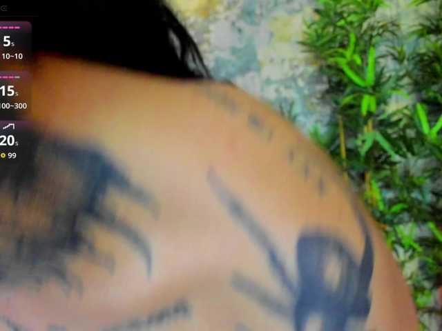 CreamyInk live cam on BongaCams