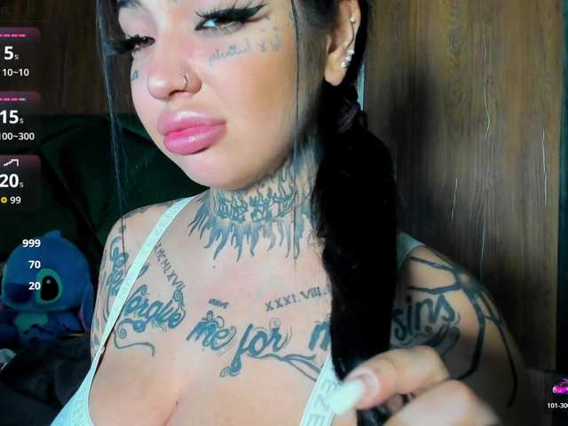 CreamyInk live cam on BongaCams
