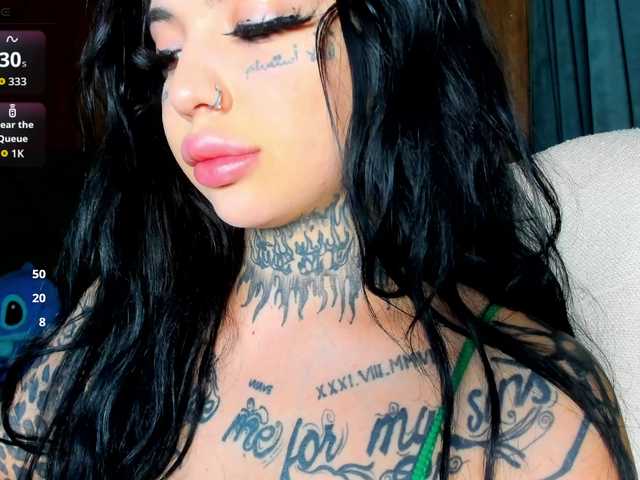 CreamyInk live cam on BongaCams