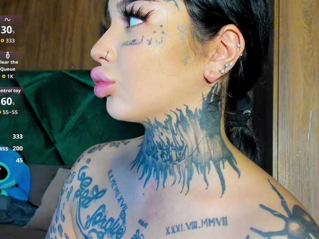 CreamyInk live cam on BongaCams