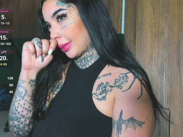 CreamyInk live cam on BongaCams