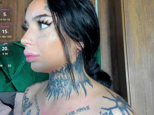 CreamyInk live cam on BongaCams