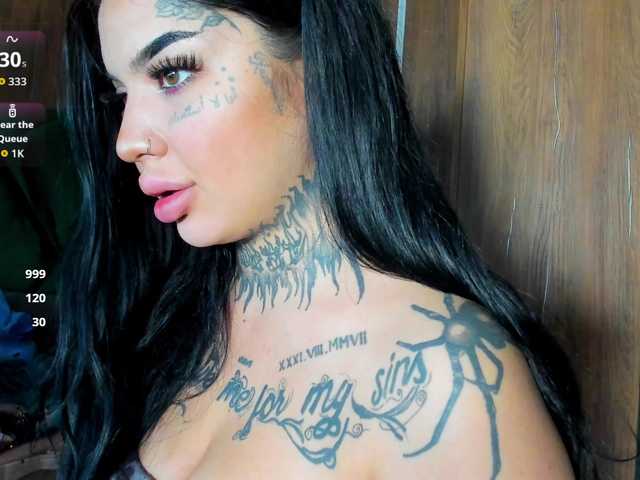 CreamyInk live cam on BongaCams