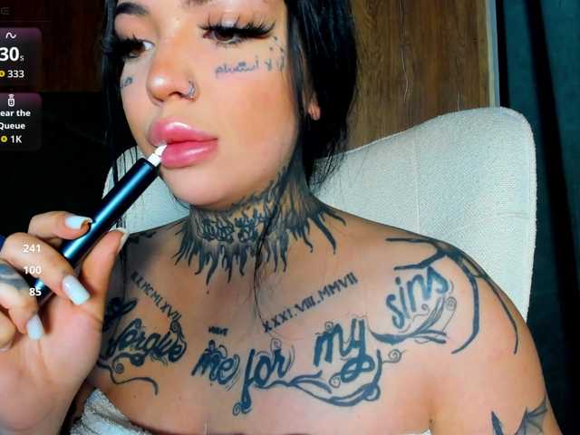 CreamyInk live webcam show