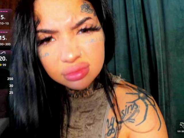 CreamyInk live webcam show