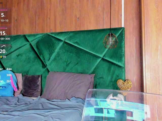 CreamyInk live cam on BongaCams