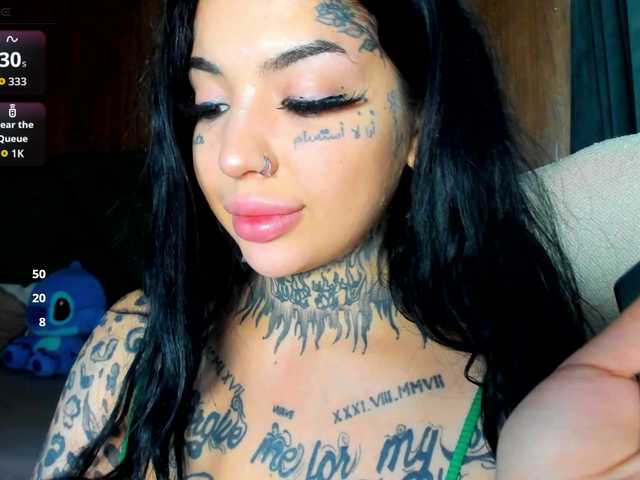 CreamyInk live cam on BongaCams
