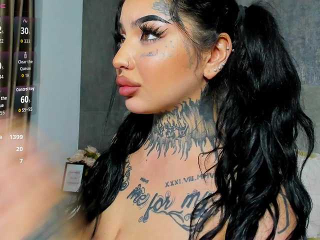 CreamyInk live cam on BongaCams