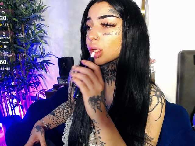 CreamyInk's BongaCams show and profile