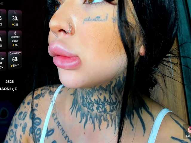 CreamyInk live cam on BongaCams
