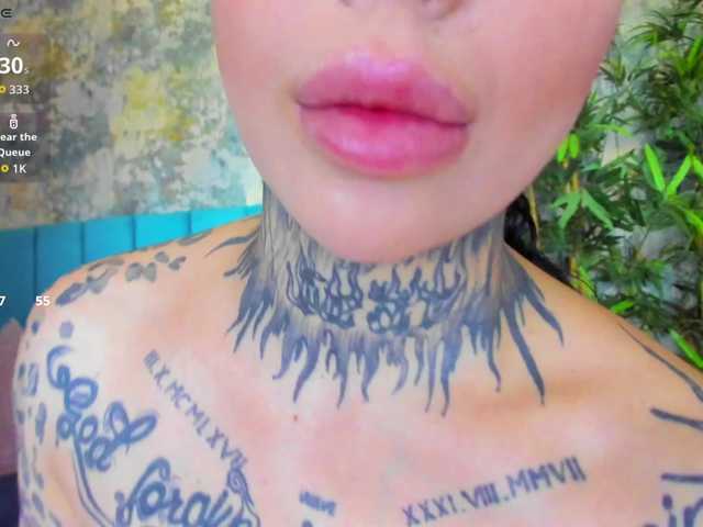 CreamyInk live cam on BongaCams