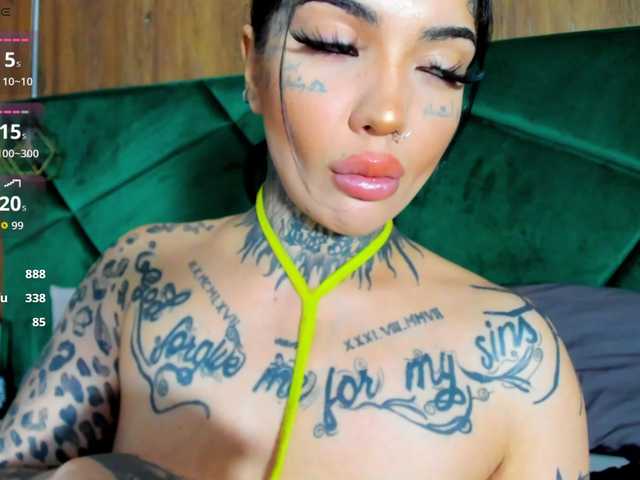 CreamyInk live cam on BongaCams