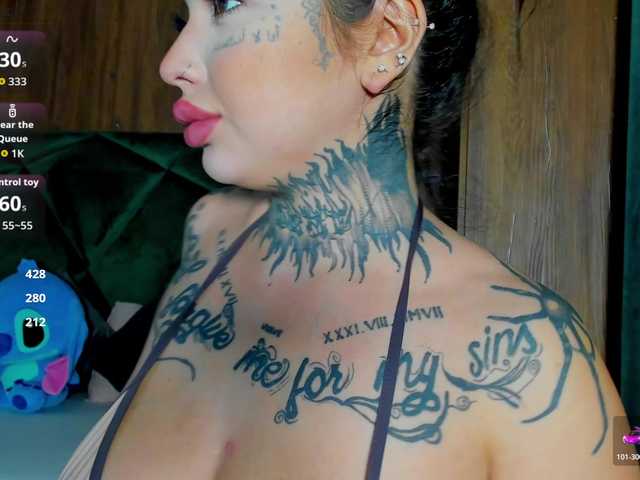 CreamyInk live cam on BongaCams