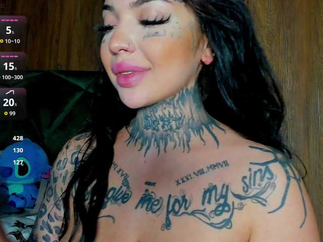 CreamyInk live cam on BongaCams